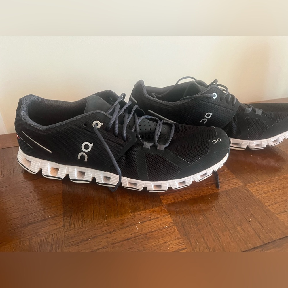 Women’s Black On Cloud